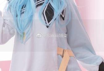 翎柒菜菜的恶魔主题作品集：原图解析，每一帧都充满惊喜与想象。.txt