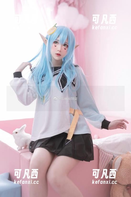 翎柒菜菜的恶魔主题作品集：原图解析，每一帧都充满惊喜与想象。.txt