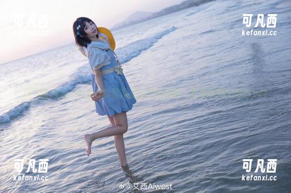 让艾西Aiwest星野的写真成为你的壁纸，感受不同的视角.txt