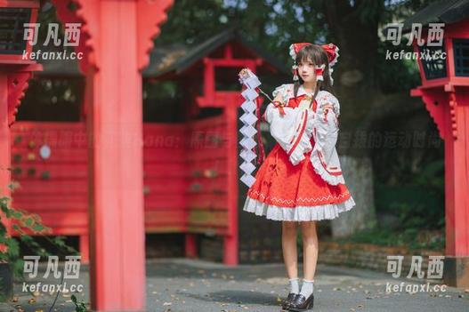 体操服中的花柒Hana：原图与图包，让你无法自拔的运动时尚！.txt