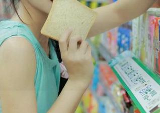 花漾show – 发现张思允Nice最新女仆图册，带你进入梦幻与现实交织的世界！.txt