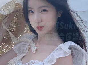花漾show – 沉醉在思淇Sukiiii水手服的美图中，寻找那个最适合你壁纸！.txt