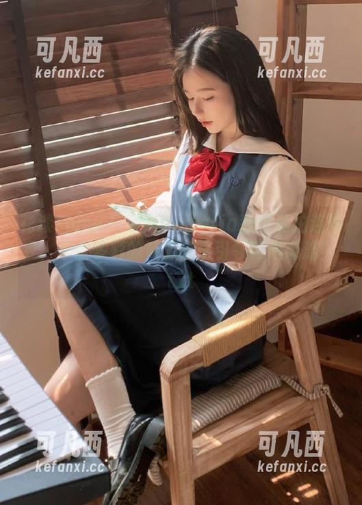 花漾show - 果儿Victoria独特私拍连体衣，丰富多彩的资源分享引领时尚潮流！.txt