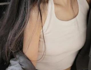 蜜桃社 – 韵莉娜VANILLA网袜写真展，时尚与艺术的完美融合—全新网盘内容开放下载.txt