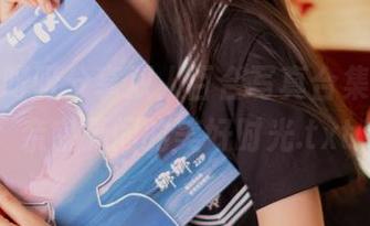 西呱呀呀呀分享双人百合写真合集，展现亲密无间的美好时光.txt