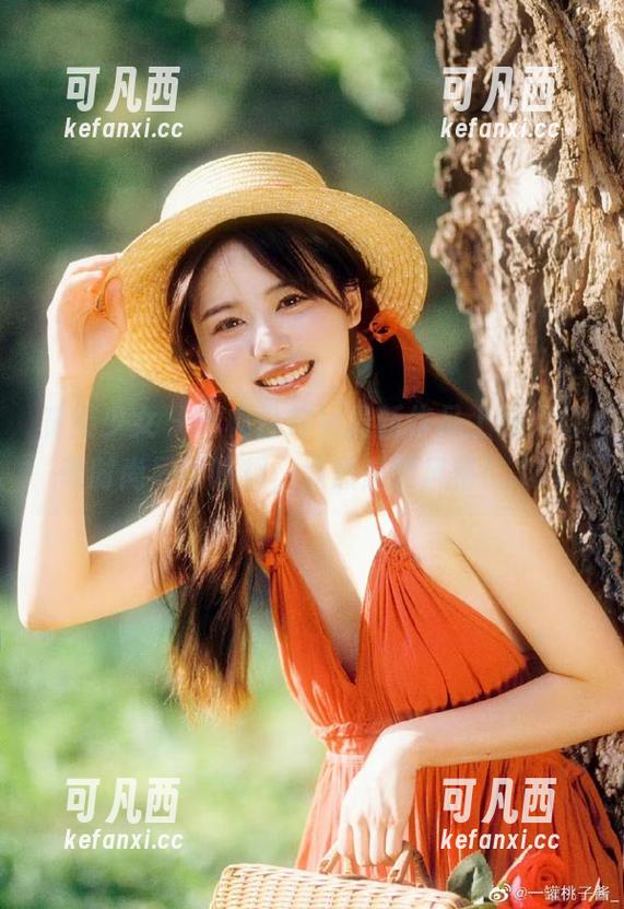 觅芙少女 - 柯柯白衬衫最新作品上线，打破时尚界的陈规，竟然是这风格！.txt