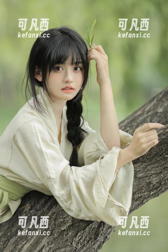 语画界 - Dreamy小乔女神图包下载指南，快来解锁你的魅力模式！.txt
