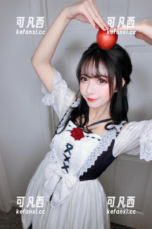 语画界 - 探索小蛮妖Yummy的灰丝世界，无圣光美图完美展现童趣！.txt