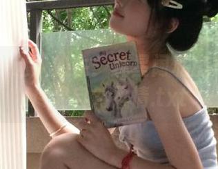 语画界 – 迷人奶牛：林星阑私房写真原图尽显自然风情.txt