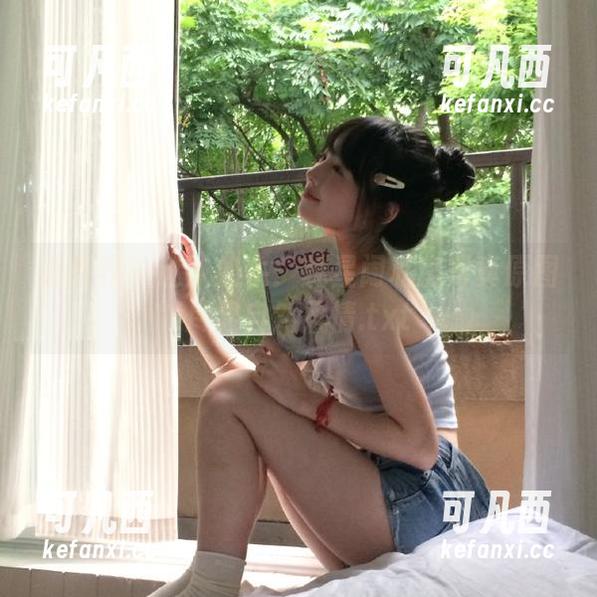 语画界 - 迷人奶牛：林星阑私房写真原图尽显自然风情.txt