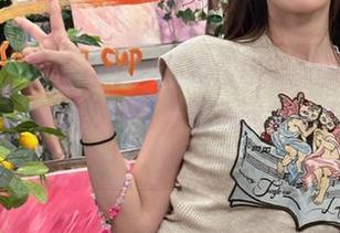 轰趴猫 – 不容错过的陈雅漫水手服图集，下载她的独特魅力，让你的心动提前来袭！.txt