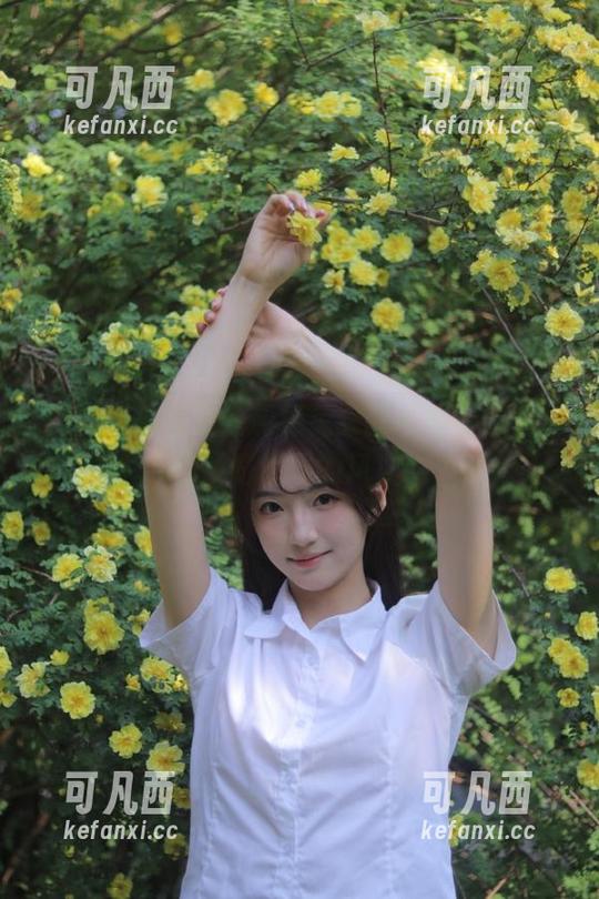 逐月Su与牧濑红莉栖兔女郎相约，原图分享带你领略不同的风华！.txt