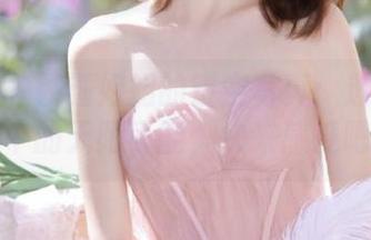 微密圈 – 铁锤姐姐的镂空写真：透视原图与图册中的无限可能，快来感受吧！.txt