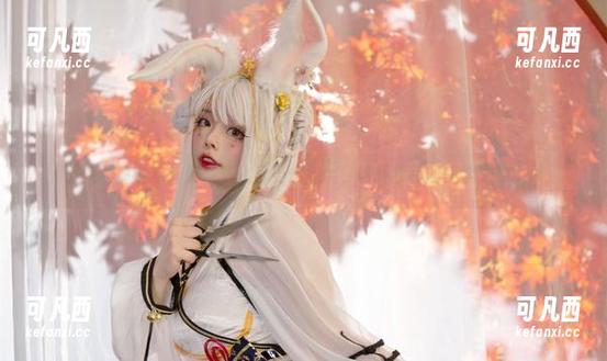 最新写真合集：阿寨寨化身受虐魅魔，诠释独特的美学之旅.txt