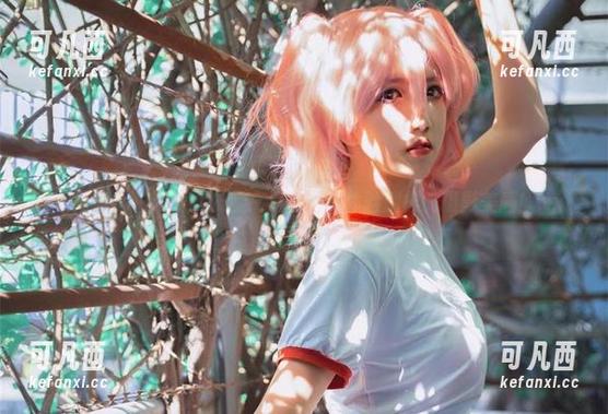 下载阿薰kaOri诱人长腿高清写真，体验别样的摄影美感！.txt