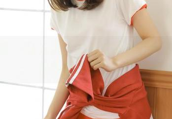 青豆客 – 让人沉醉的视觉盛宴：叶佳颐白丝美图作品集.txt