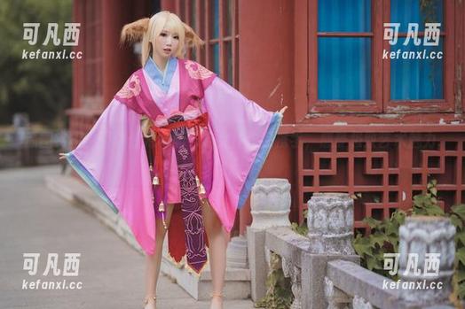 原图赏析：面饼仙儿与斯卡哈女仆作品携手，感受极致艺术魅力.txt