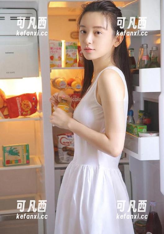 风之领域的白丝超短裙写真，免费下载，邀你共享青春绽放的每一刻.txt