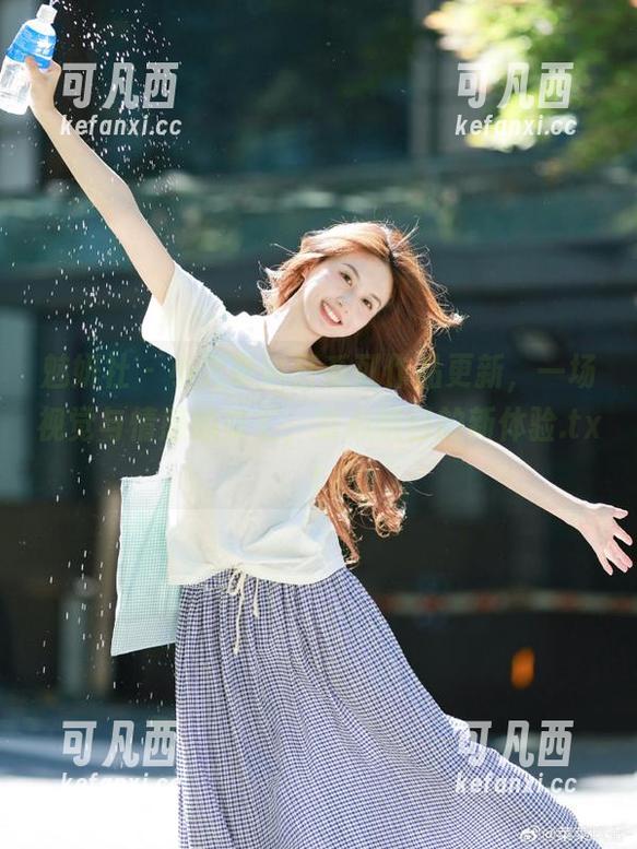 魅妍社 - 小尤奈浴缸系列作品更新，一场视觉与情感的交汇，赏心悦目的新体验.txt