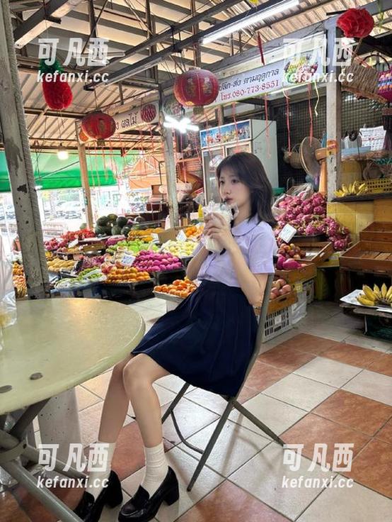 魅妍社 - 带你领略斯戴媛Amy的白丝风情，精美壁纸与原图合辑！.txt